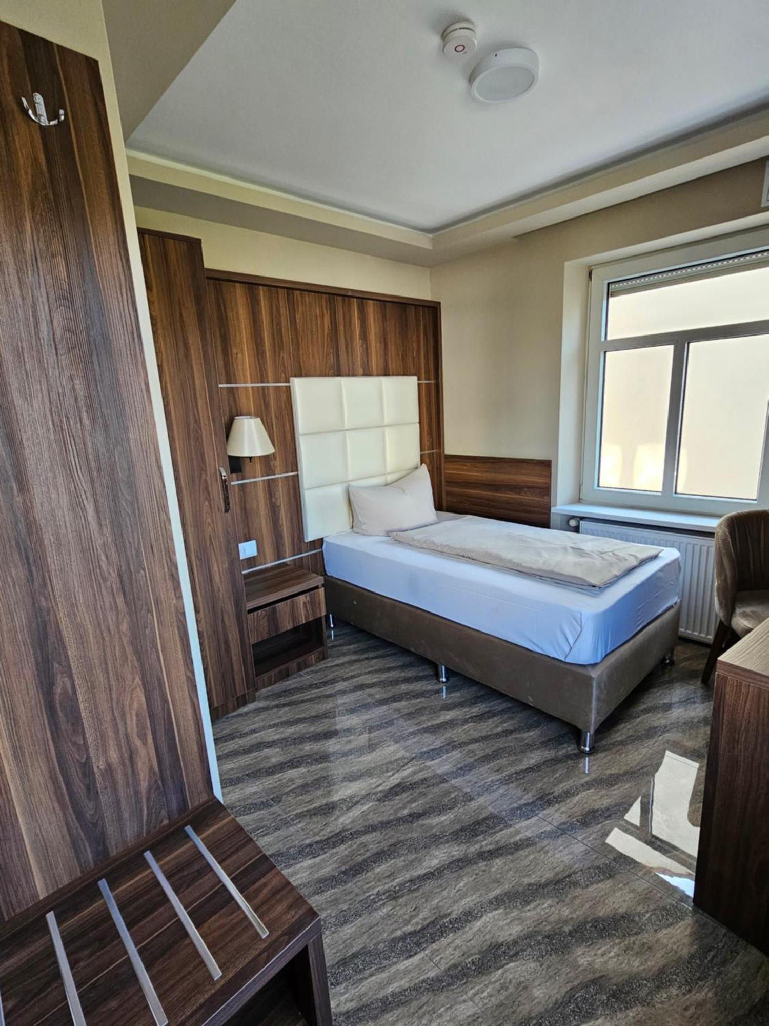 Hotel City Faber วอร์มส์ ภายนอก รูปภาพ